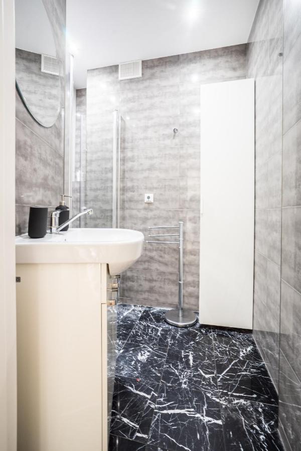 Oomph Warsaw Big Apartment With Balcony Near Old Town المظهر الخارجي الصورة
